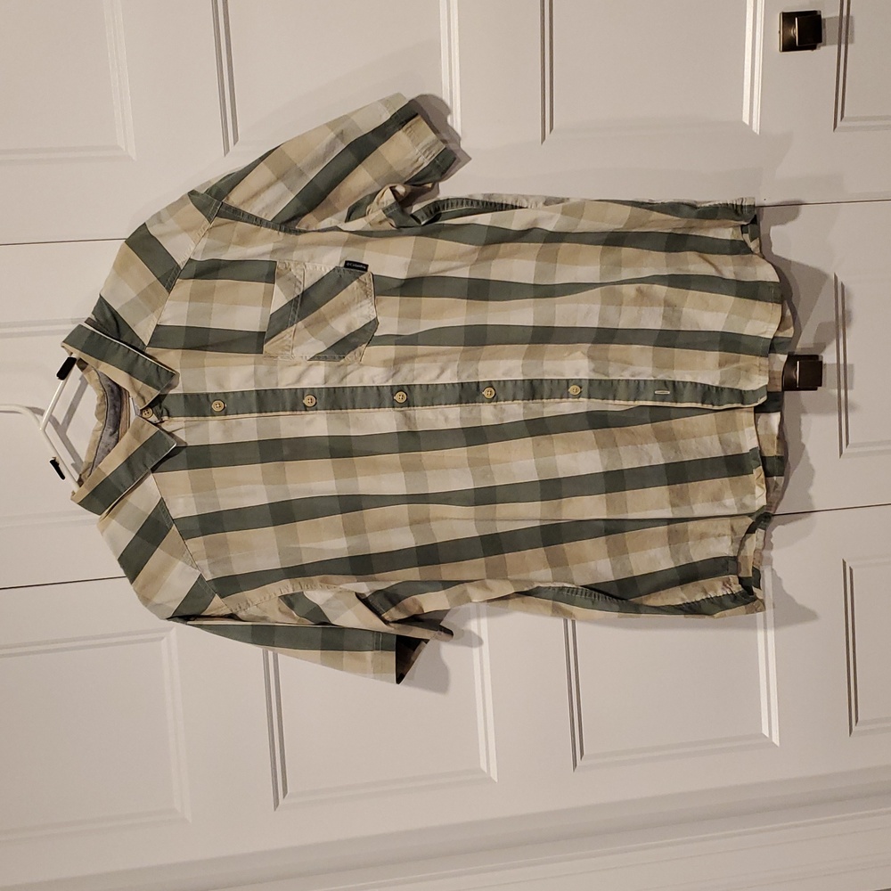 Green and Cream Plaid Columbia Short Sleeve Shirt
